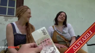 Ateşli Orospu Küçük Sikli Bir Ucube Olduğunu Düşünen Üvey Kardeşine Şok Edici Bir Sikiş Yaşatıyor